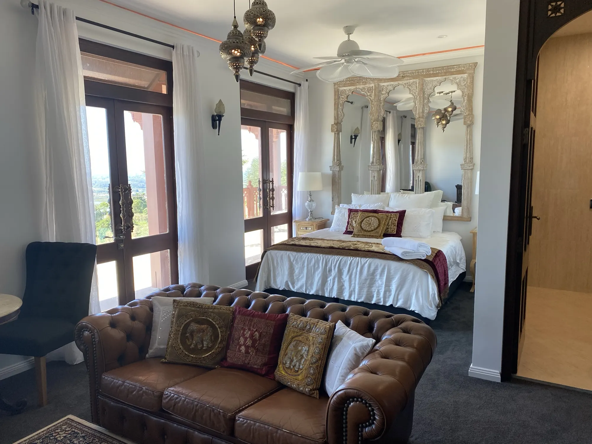 The Jasmin Suite lounge bedroom